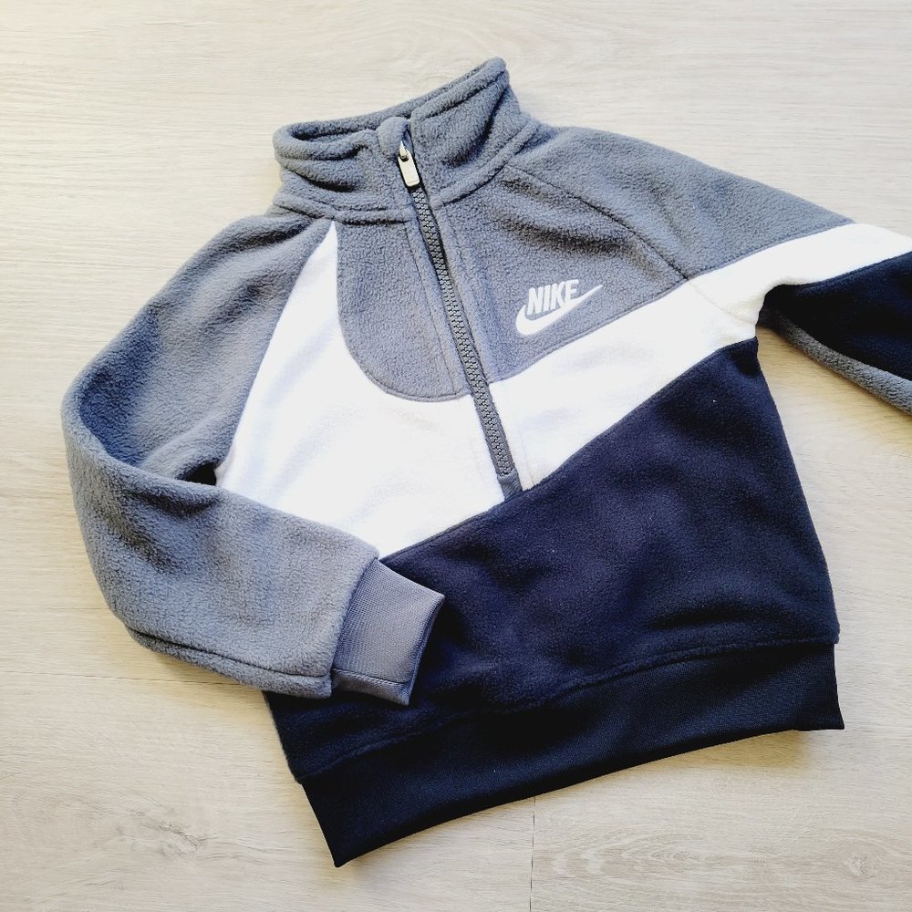 New NIKE fleece pullover top